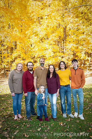 2022 Family Pictures -33