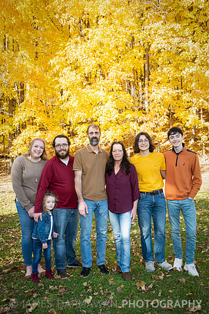 2022 Family Pictures -34