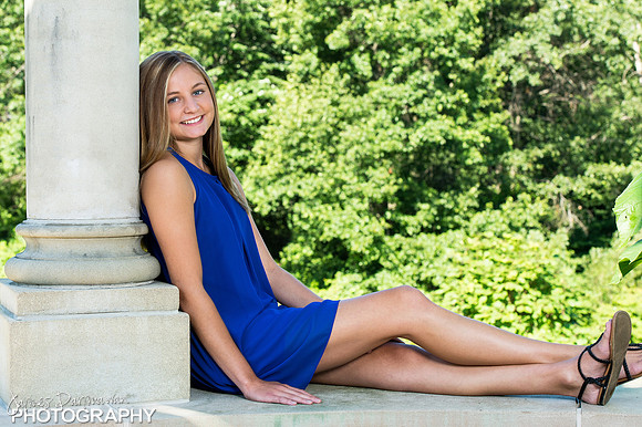 Hannah 2017 Senior0002JX4_6331