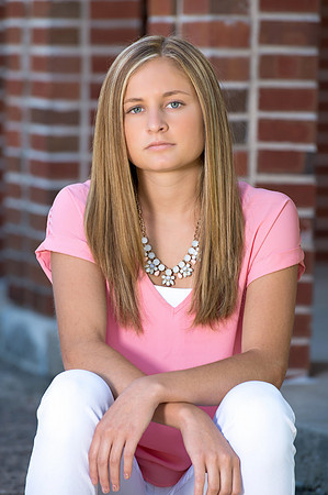 Hannah 2017 Senior0026JX4_6394