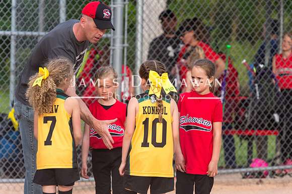 U8 PREBLE SOFTBALL GOLD0002JX4_5289