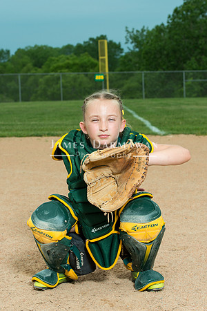 U8 PREBLE SOFTBALL GOLD0182JD8_1326