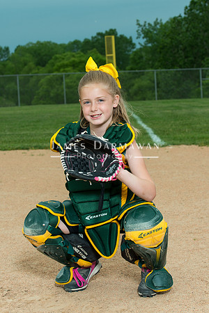 U8 PREBLE SOFTBALL GOLD0186JD8_1333