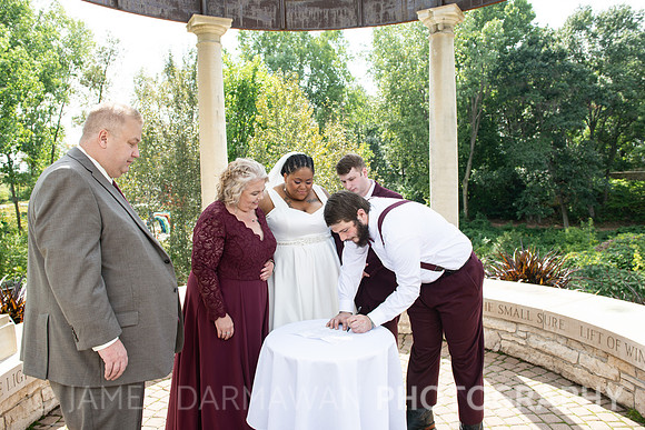 Lexie and Travis (183 of 386)