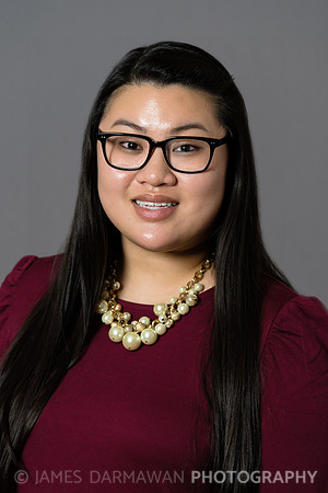 Thuy Headshot2