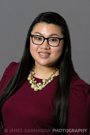 Thuy Headshot1