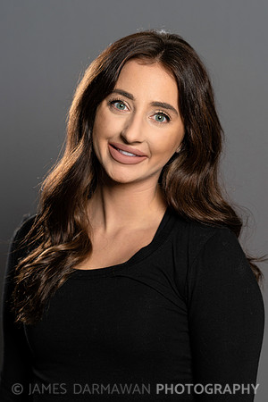 kaytlin headshot-7