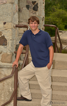 AdamHustingSeniorClass-18-1